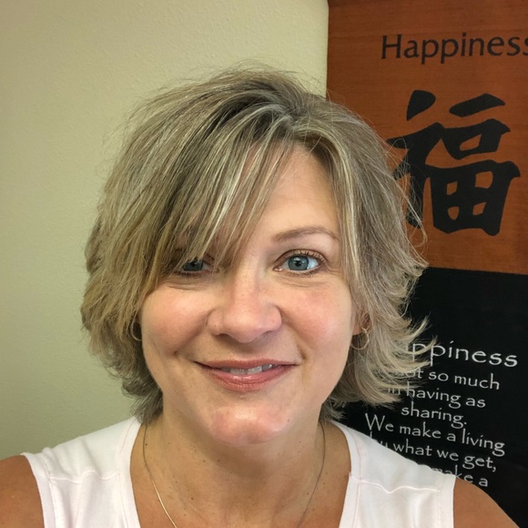 Meet your Posher, Keri - Picture 1 of 1